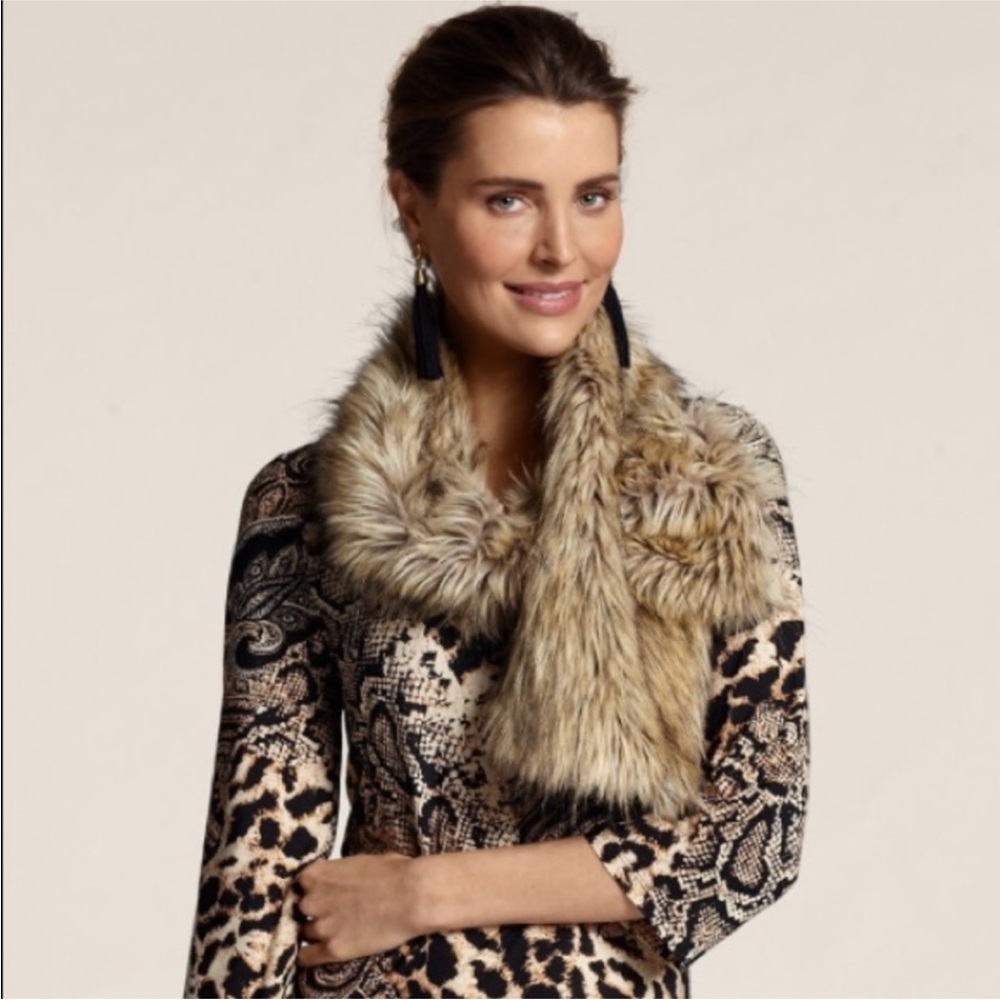 Chico’s Faux Fur Ascot Scarf Oblong Neutral NWT